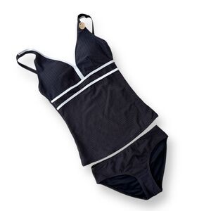 Audrey Omega Texture 2pc Shaping Tankini Black Wm Sz 4 Sewn-in-place molded cups